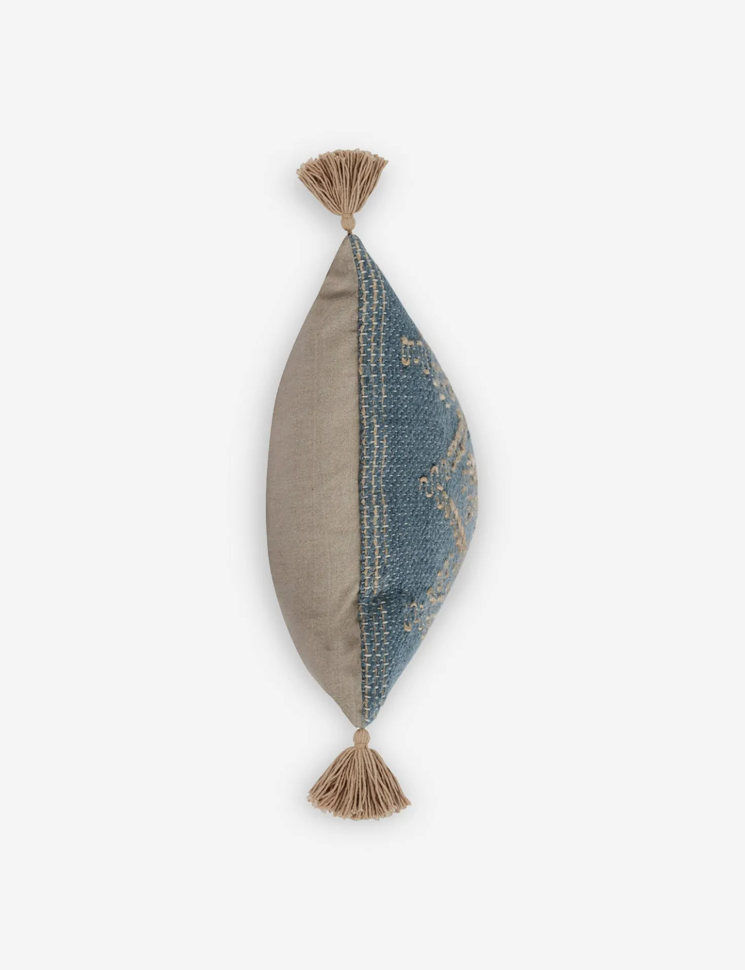 Izan Pillow