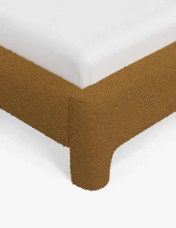Kaisley Platform Bed