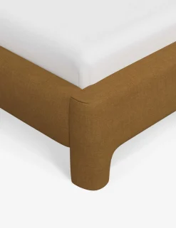 Kaisley Platform Bed