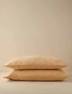 Kuvio Linen Cotton Pillowcases (Set Of 2) by Sarah Sherman Samuel