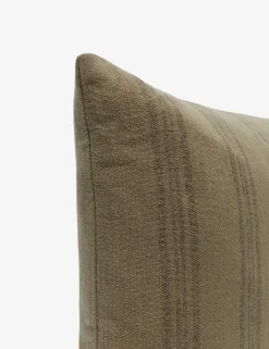 Lan Pillow