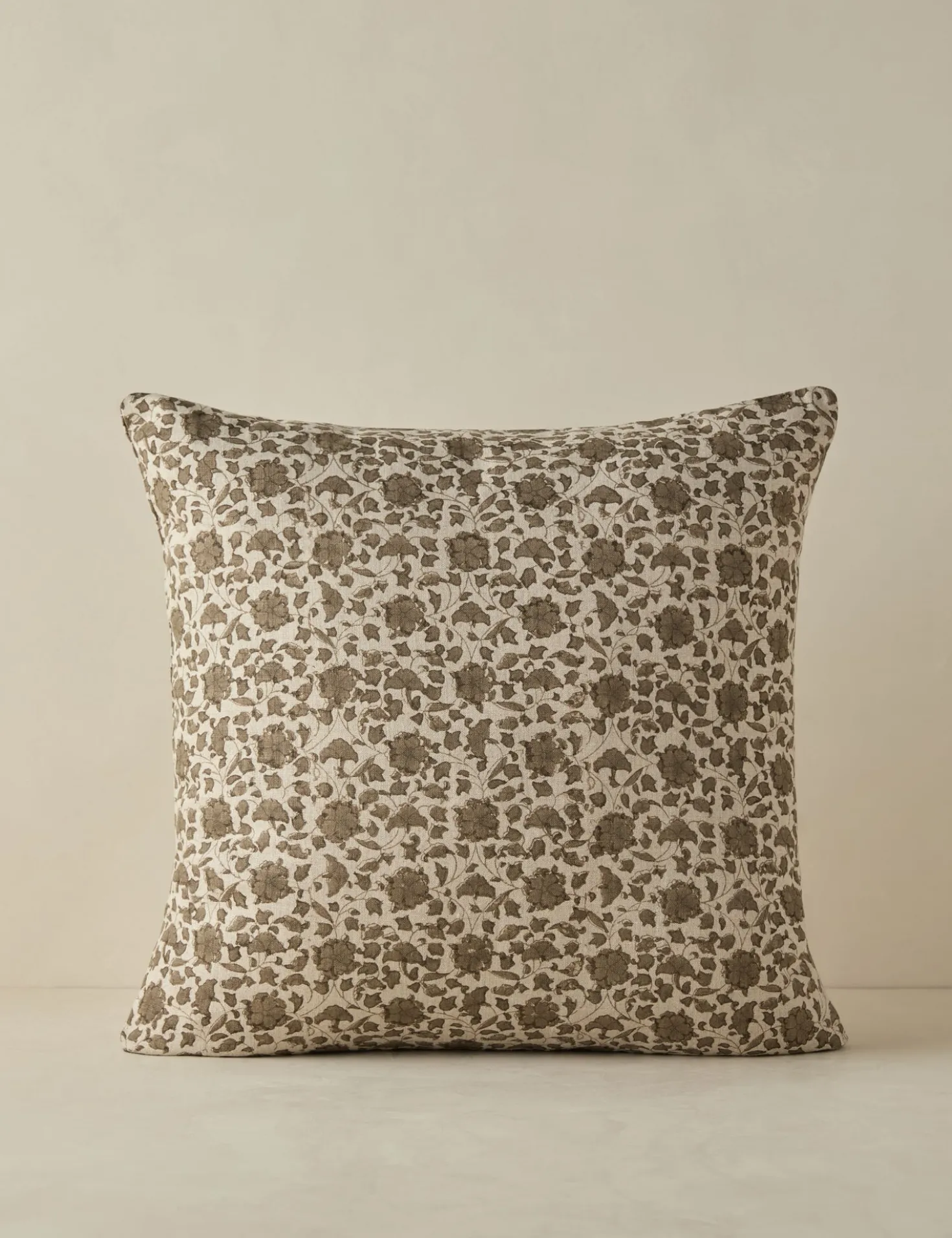 Lavelanet Linen Pillow