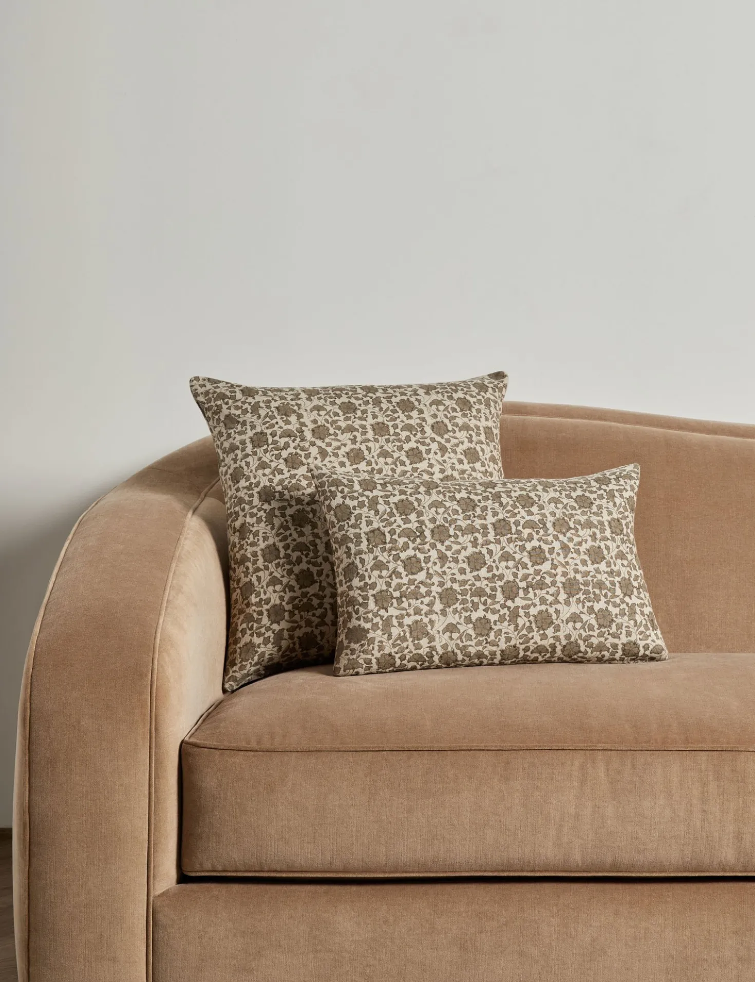 Lavelanet Linen Pillow