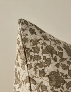 Lavelanet Linen Pillow