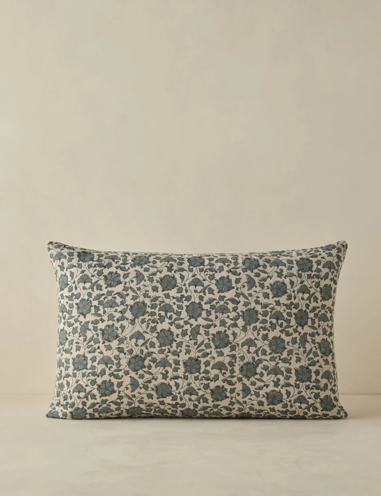 Lavelanet Linen Pillow