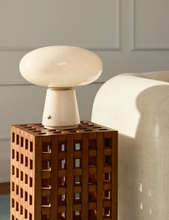 Leesa Cordless Table Lamp