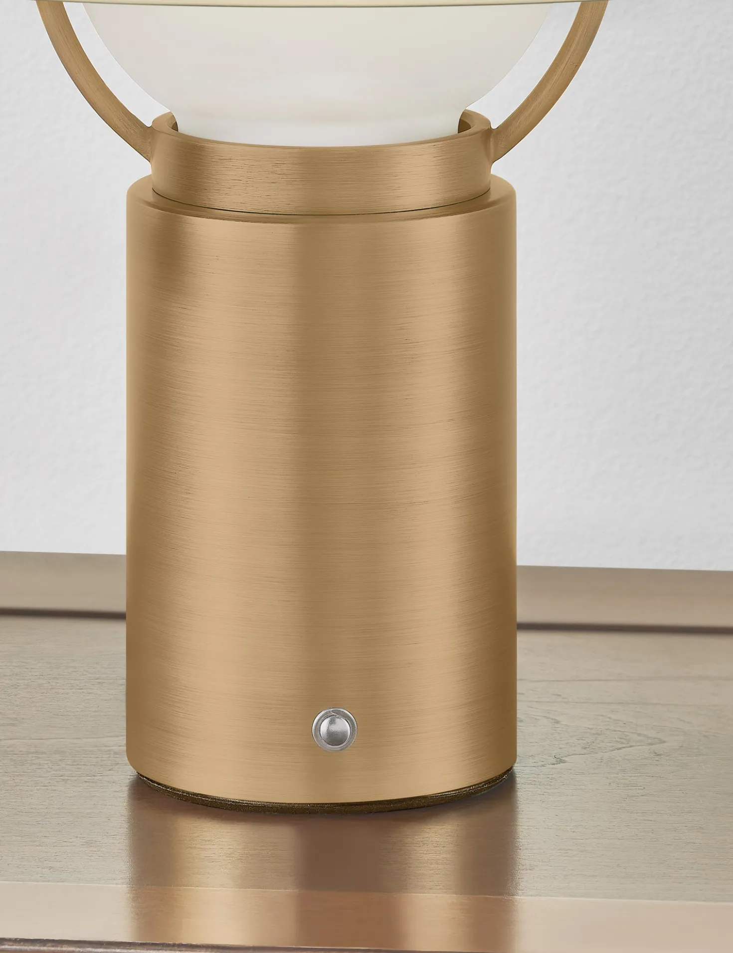 Leland Cordless Table Lamp