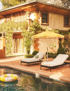 Leni Outdoor Chaise