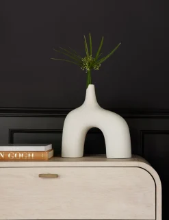 Leonor Decorative Vase