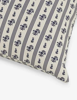Libby Indoor / Outdoor Pillow