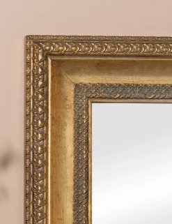 Lillian Mirror
