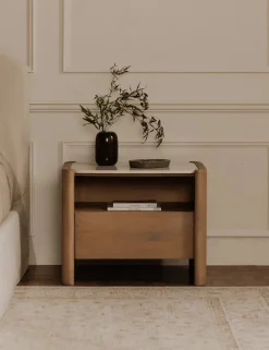 Lindahl Nightstand
