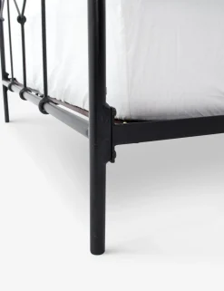 Maddie Bed