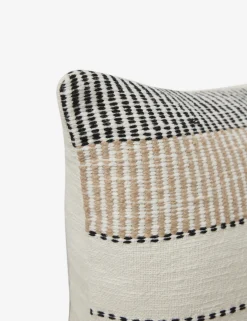 Magena Pillow