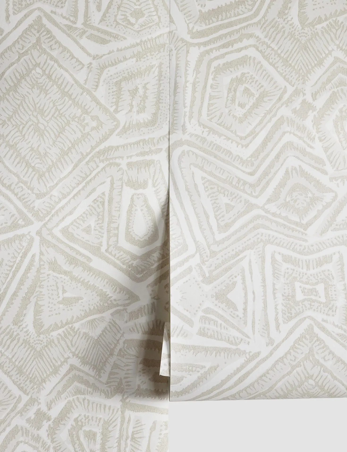 Malou Wallpaper by Malene Barnett