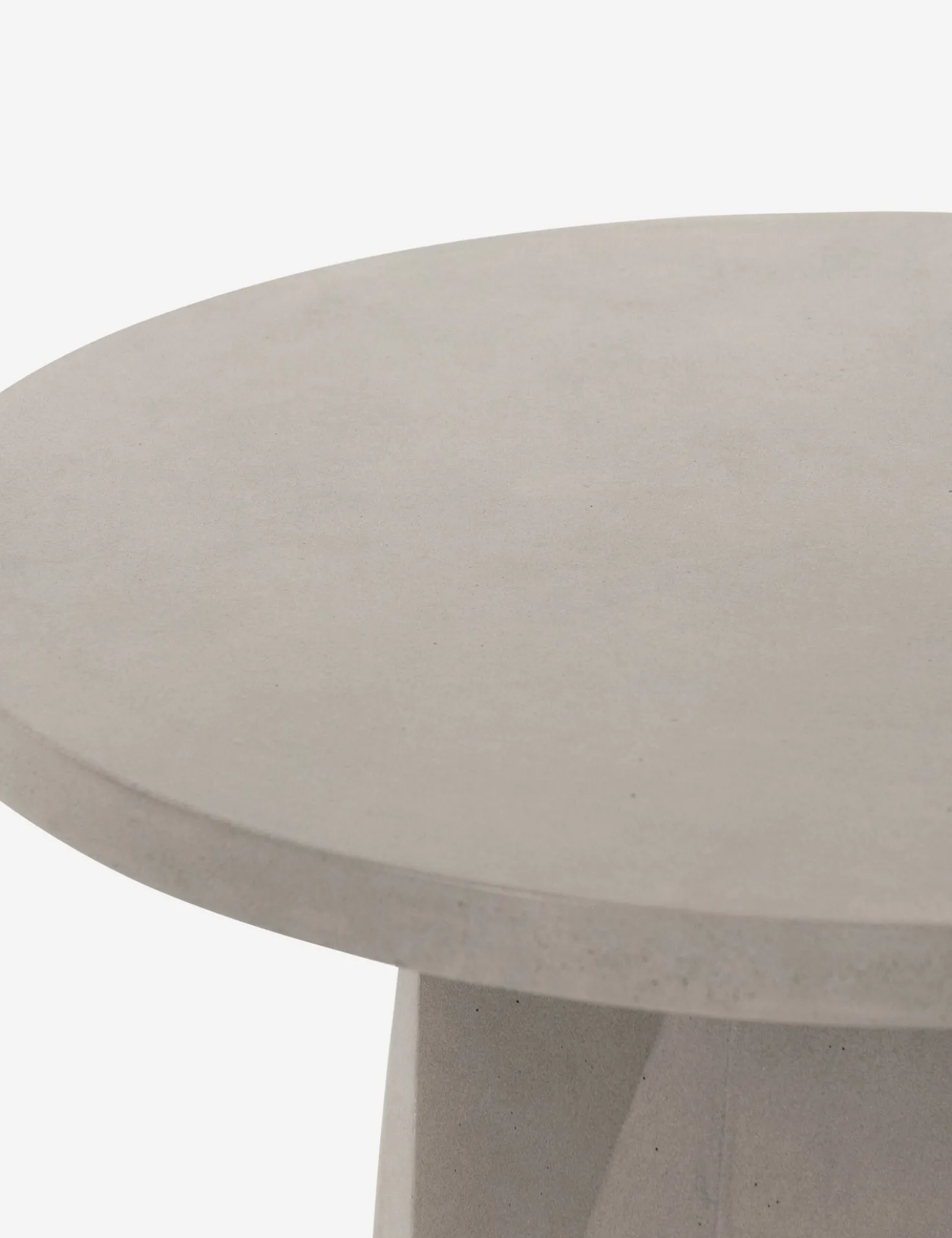 Mara Indoor / Outdoor Side Table