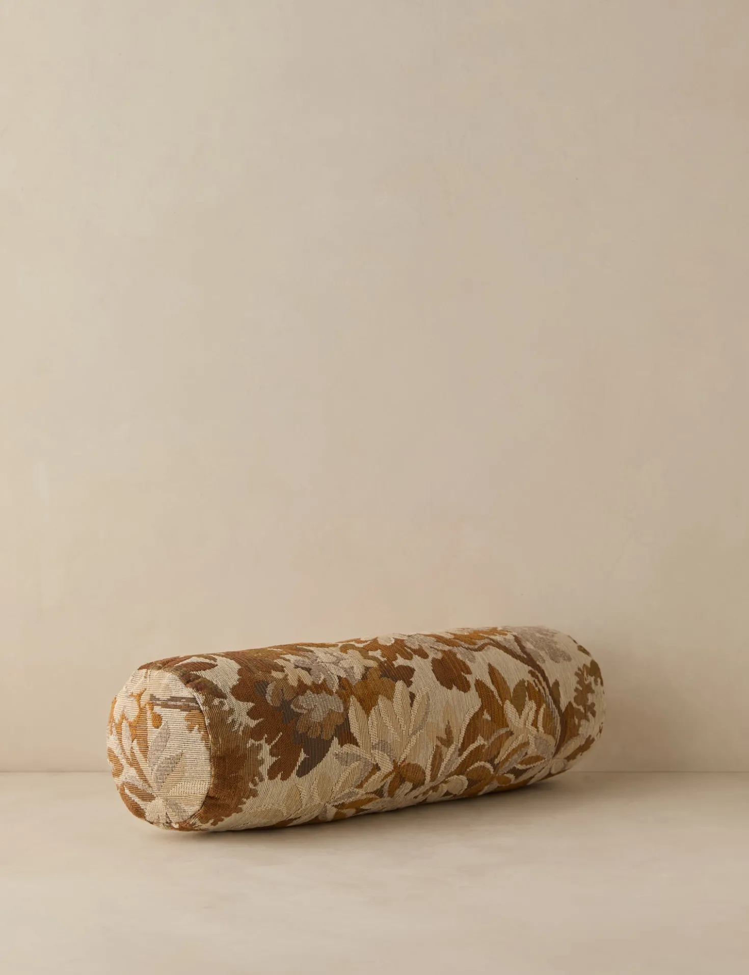 Mariata Pillow