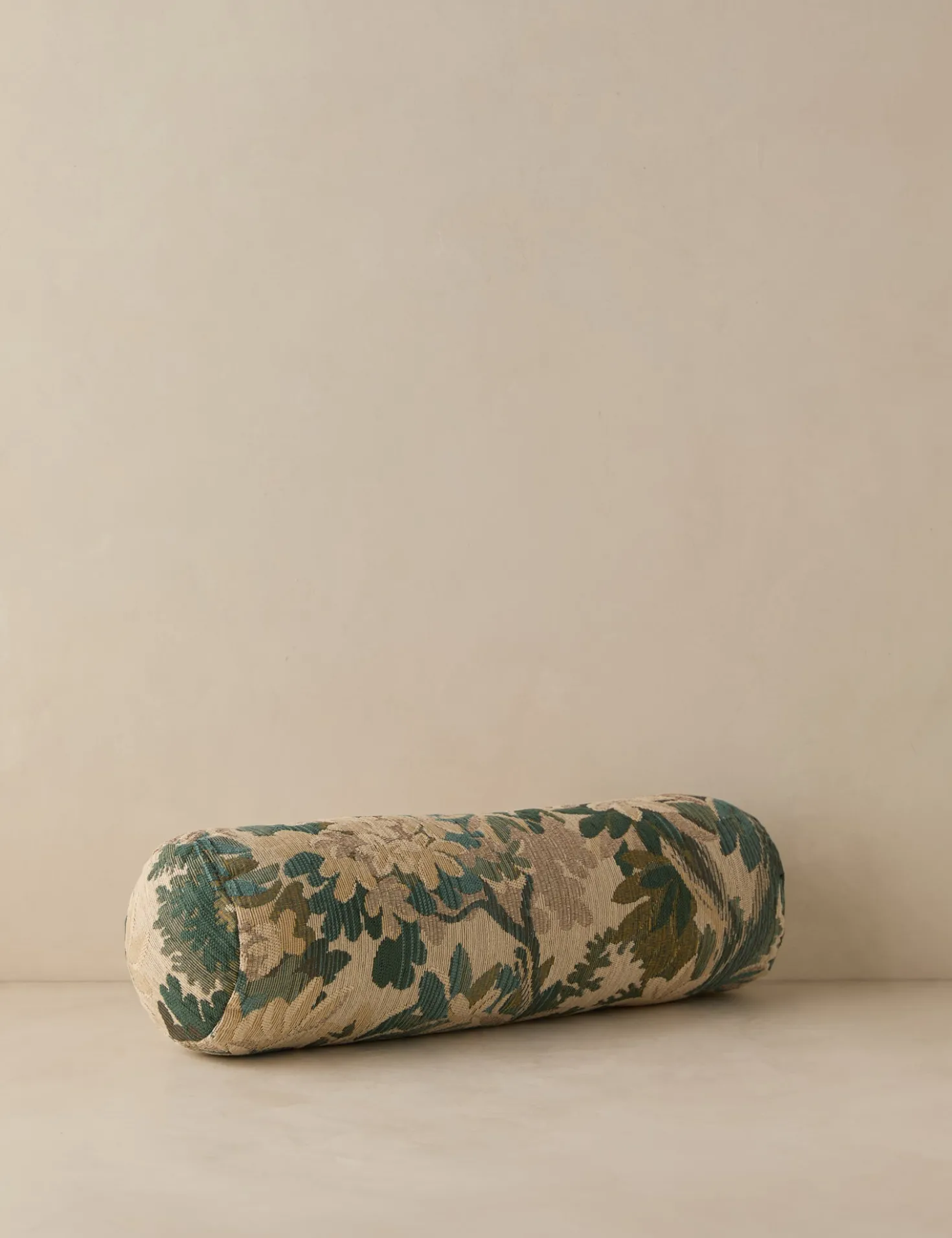 Mariata Pillow