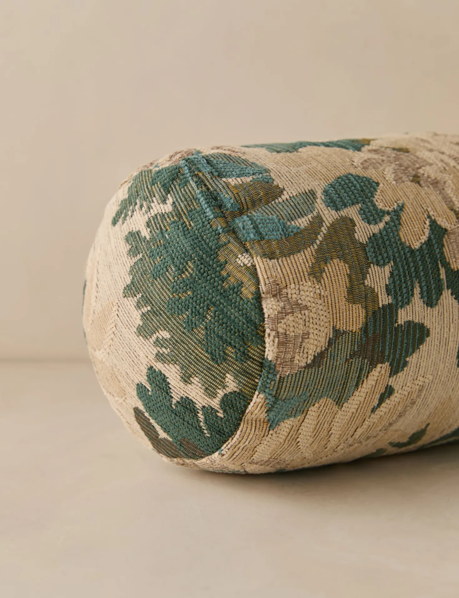 Mariata Pillow