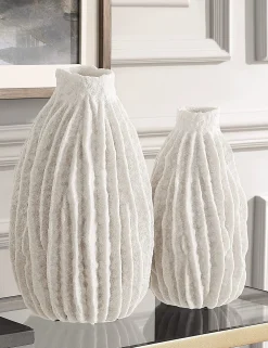 Marielos Vases (Set of 2)