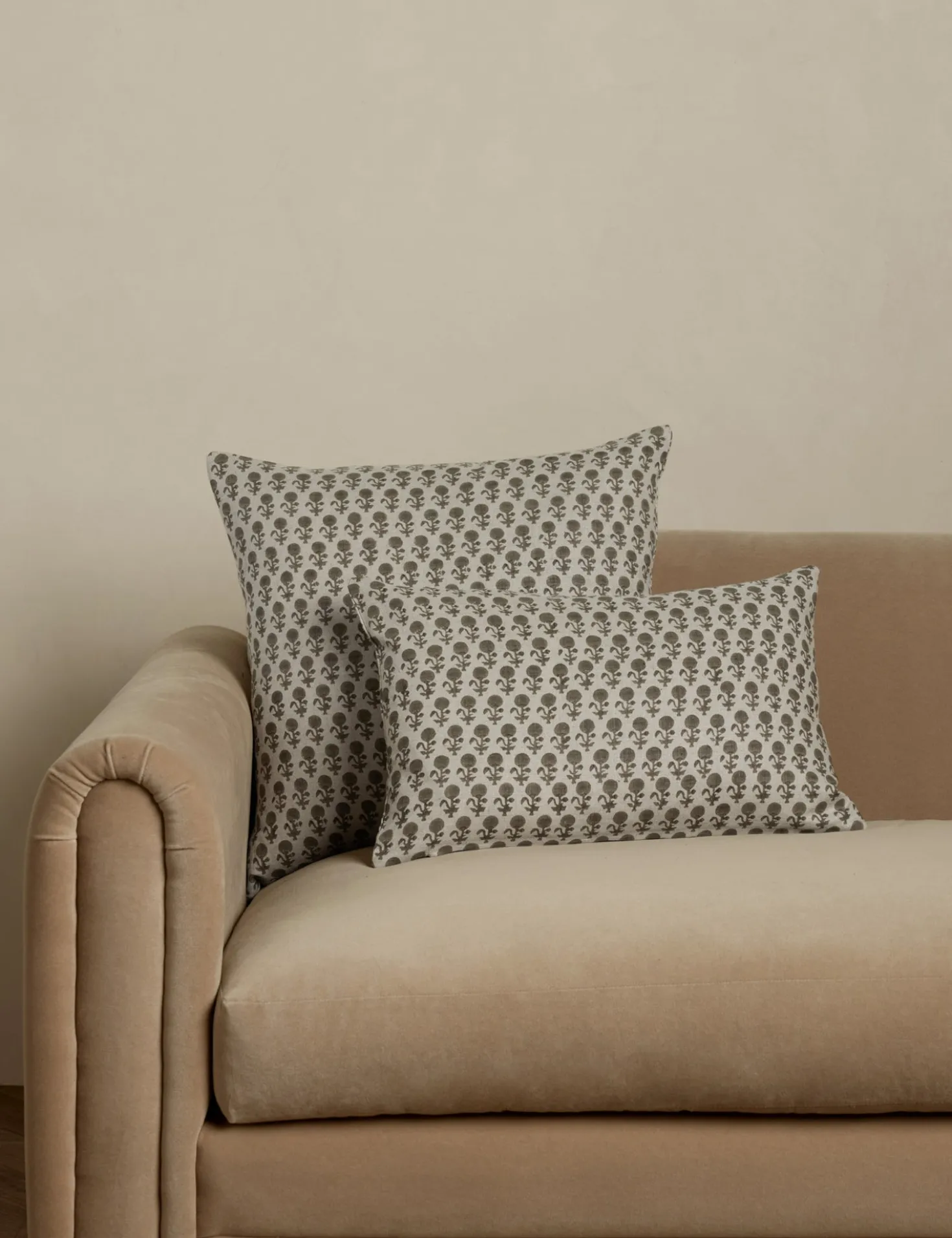 May Linen Pillow