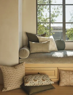 May Linen Pillow