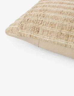 Mendia Pillow