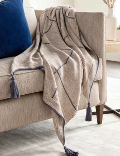 Meredith Throw