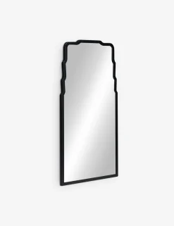 Millian Mirror