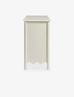 Millie Dresser