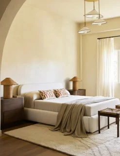 Nabiha Platform Bed