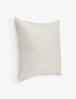 Nevya Pillow