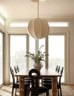 Nguyen Pendant Light
