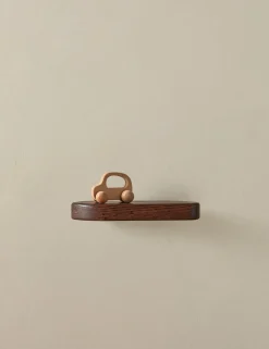 Nomi Shelf