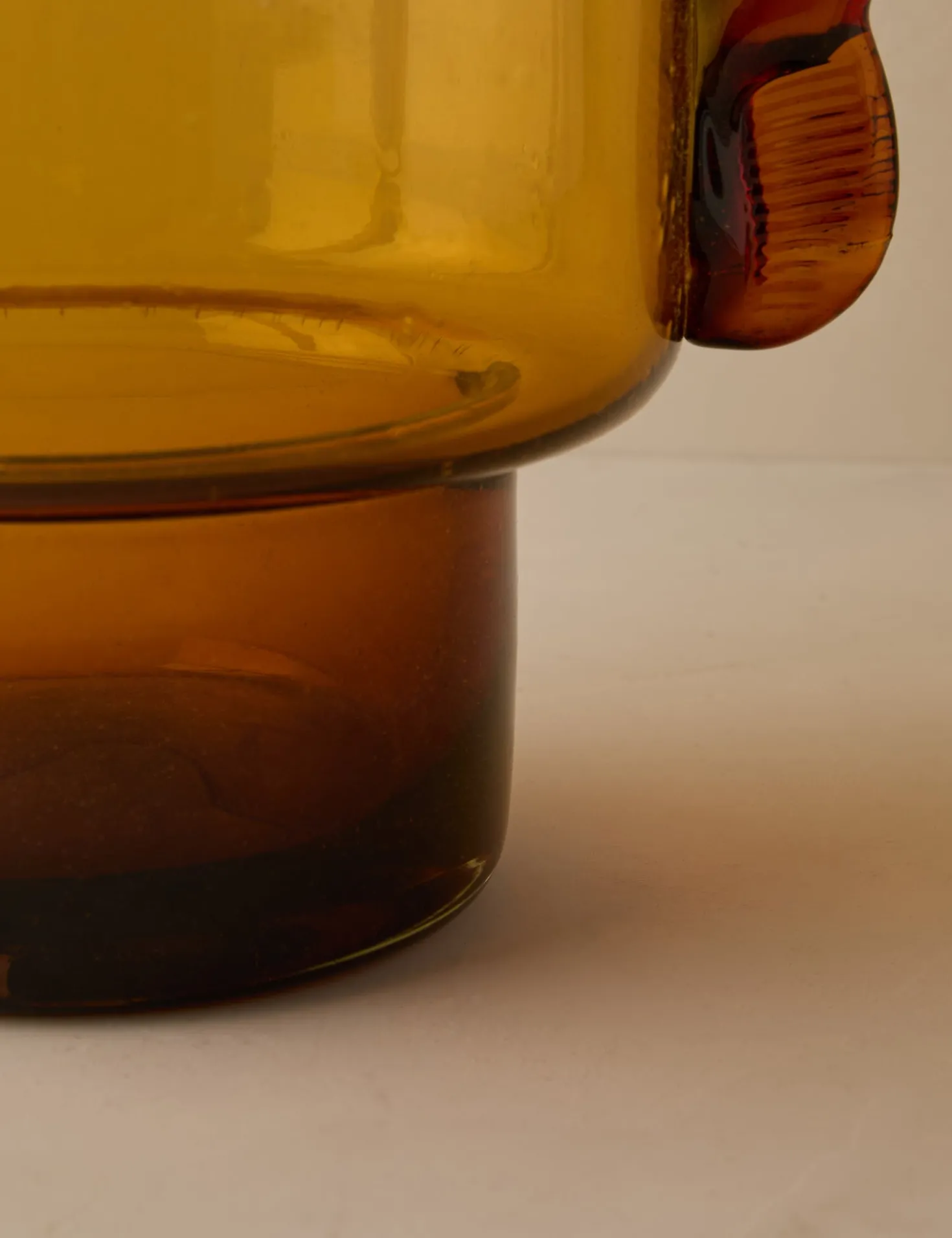 Nora Vase by Meso