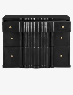 Osanne Dresser