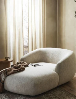 Padfield Chaise