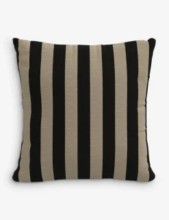Pelfrey Indoor / Outdoor Pillow