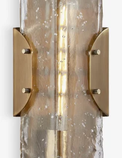 Petrina Sconce