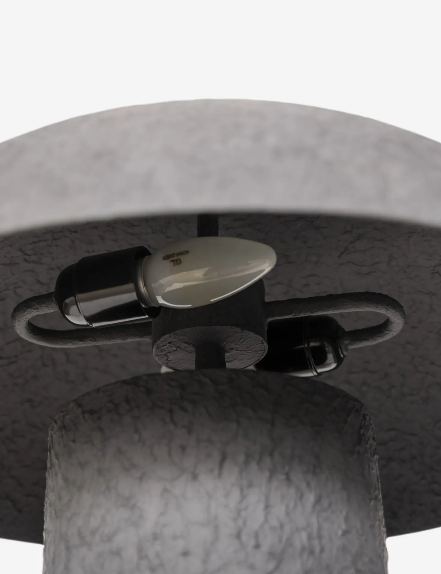 Ricardo Table Lamp