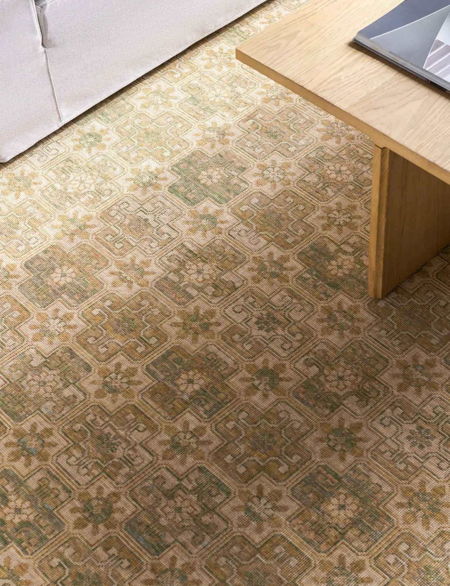 Ricci Handwoven Wool Rug