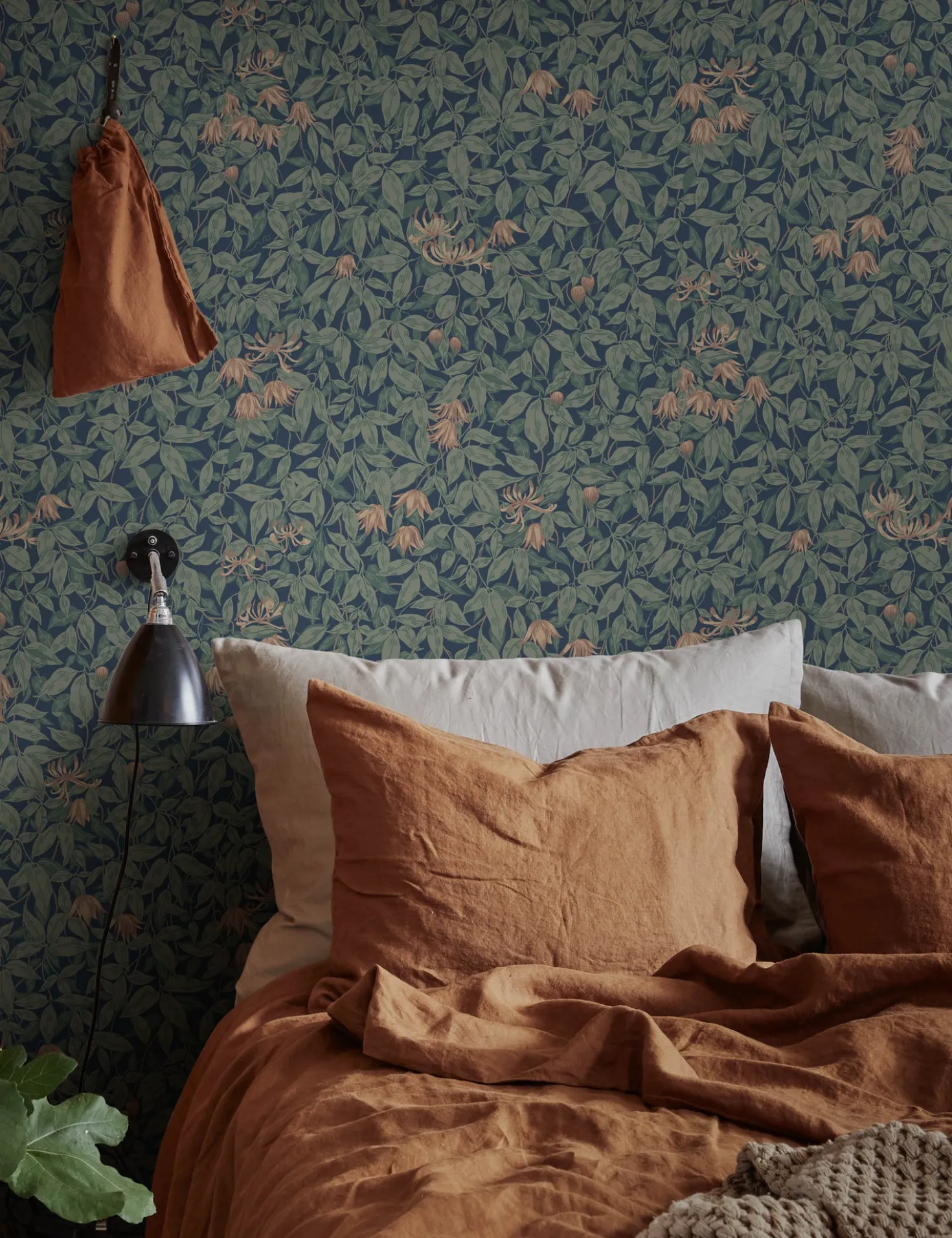Scalamandre Linnea Wallpaper by Sandberg