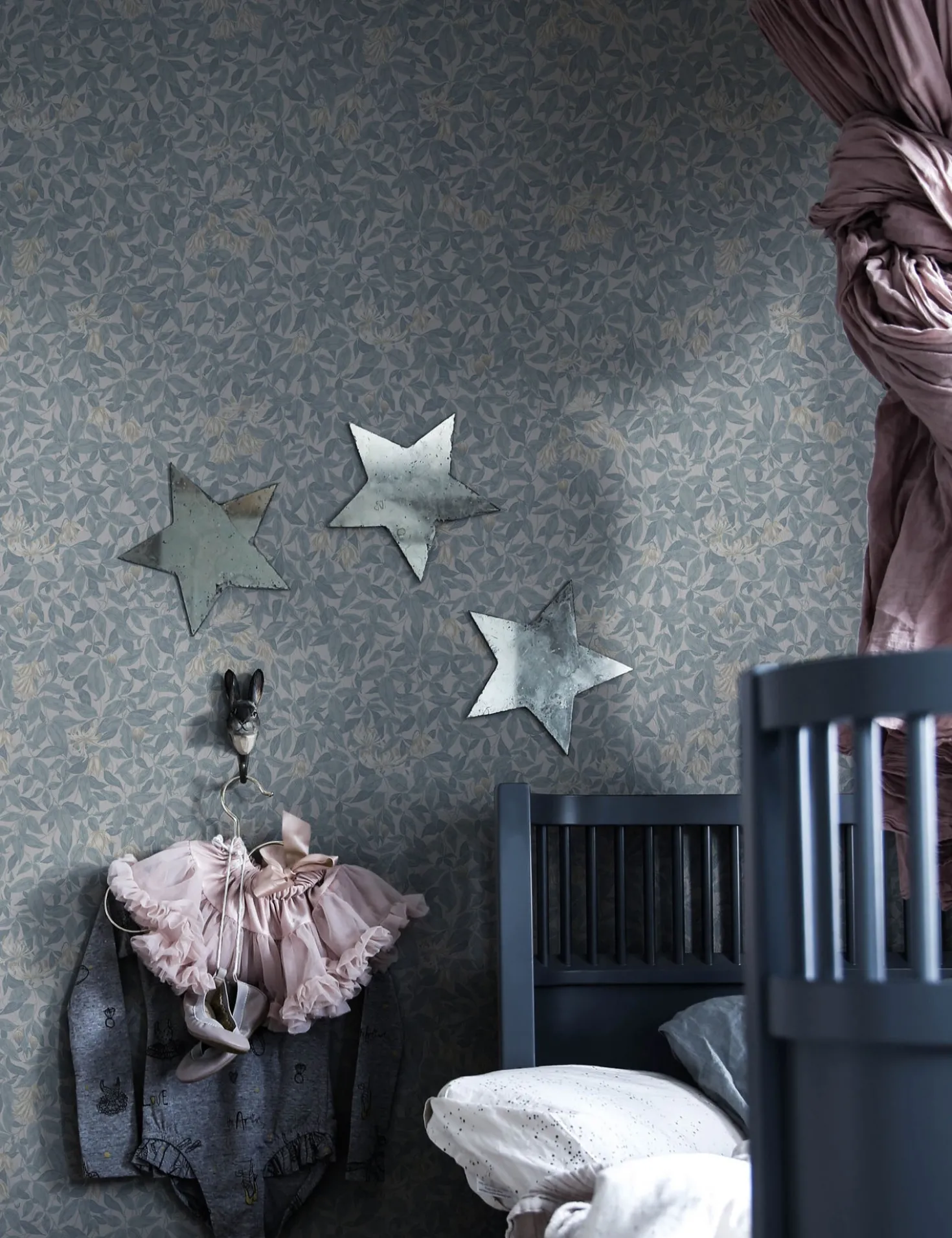 Scalamandre Linnea Wallpaper by Sandberg