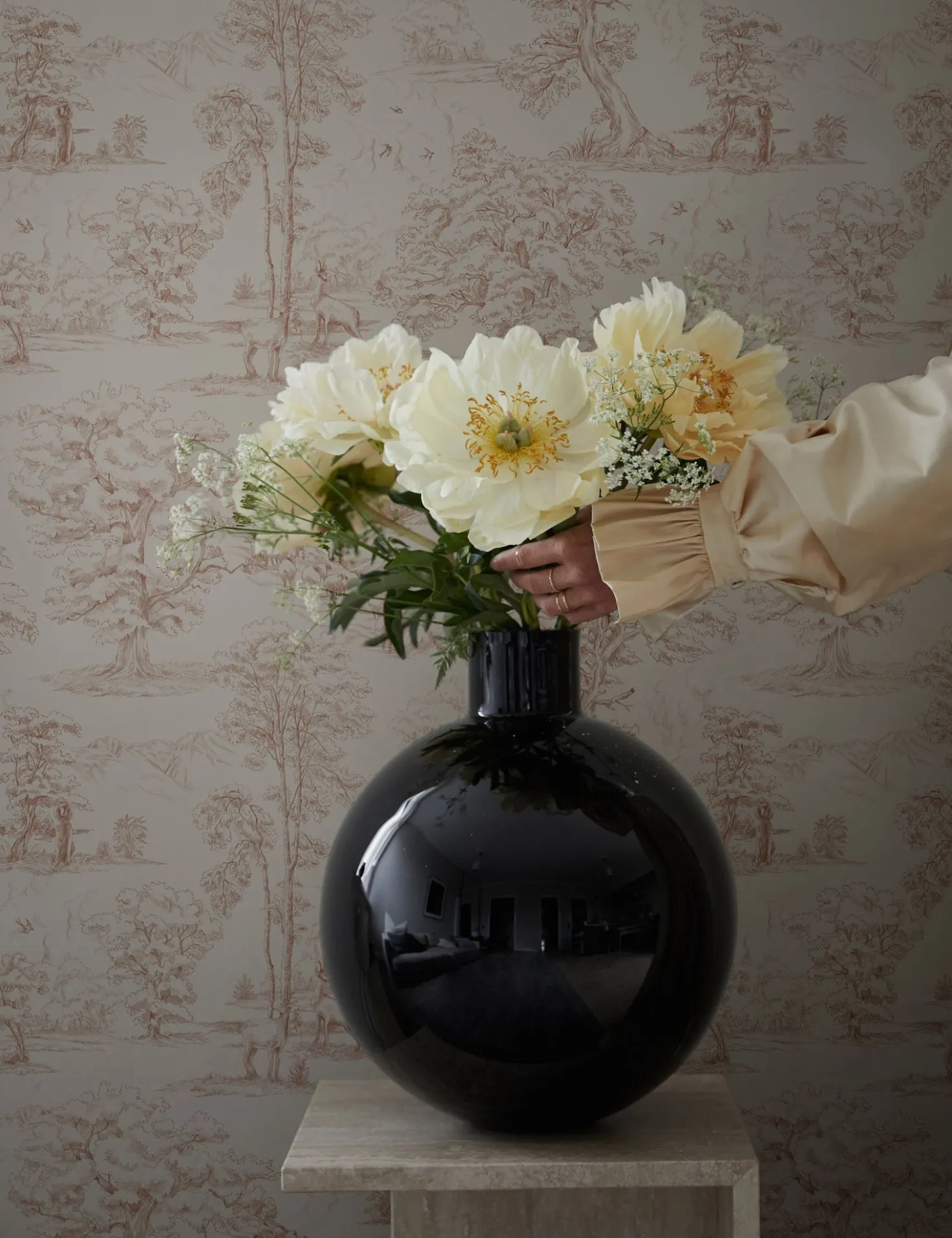 Scalamandre Montfort Wallpaper by Sandberg