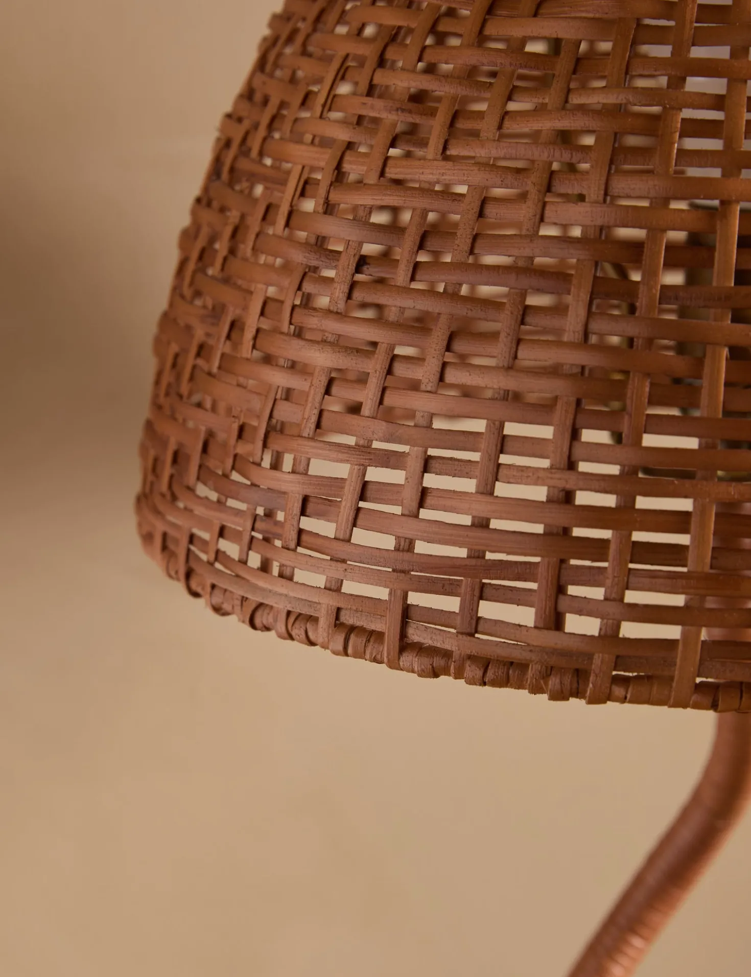 Senara Table Lamp