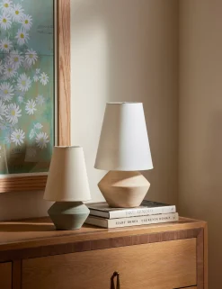 Seri Table Lamp