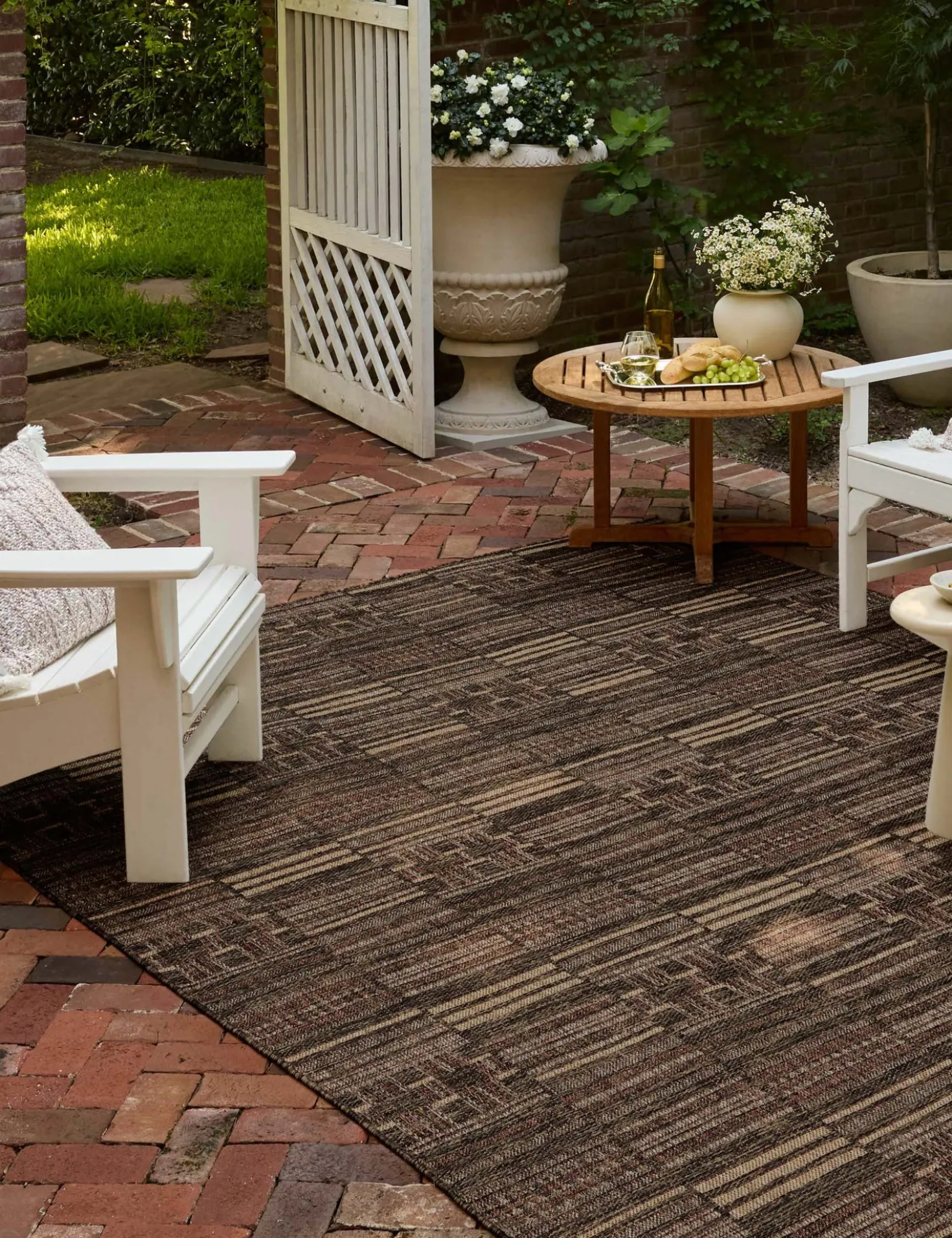 Shamar Indoor / Outdoor Rug