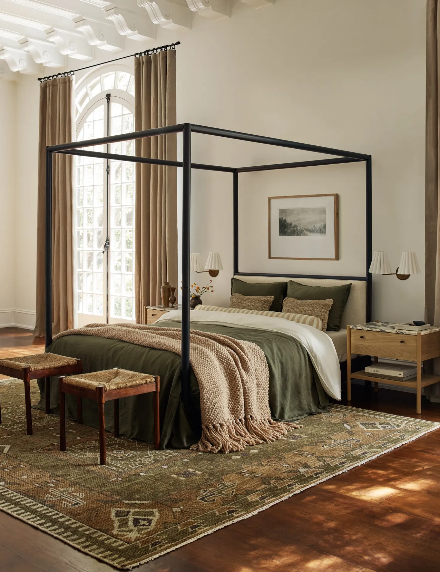 Simonette Canopy Bed