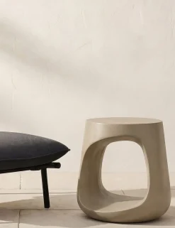 Sowa Indoor / Outdoor Side Table