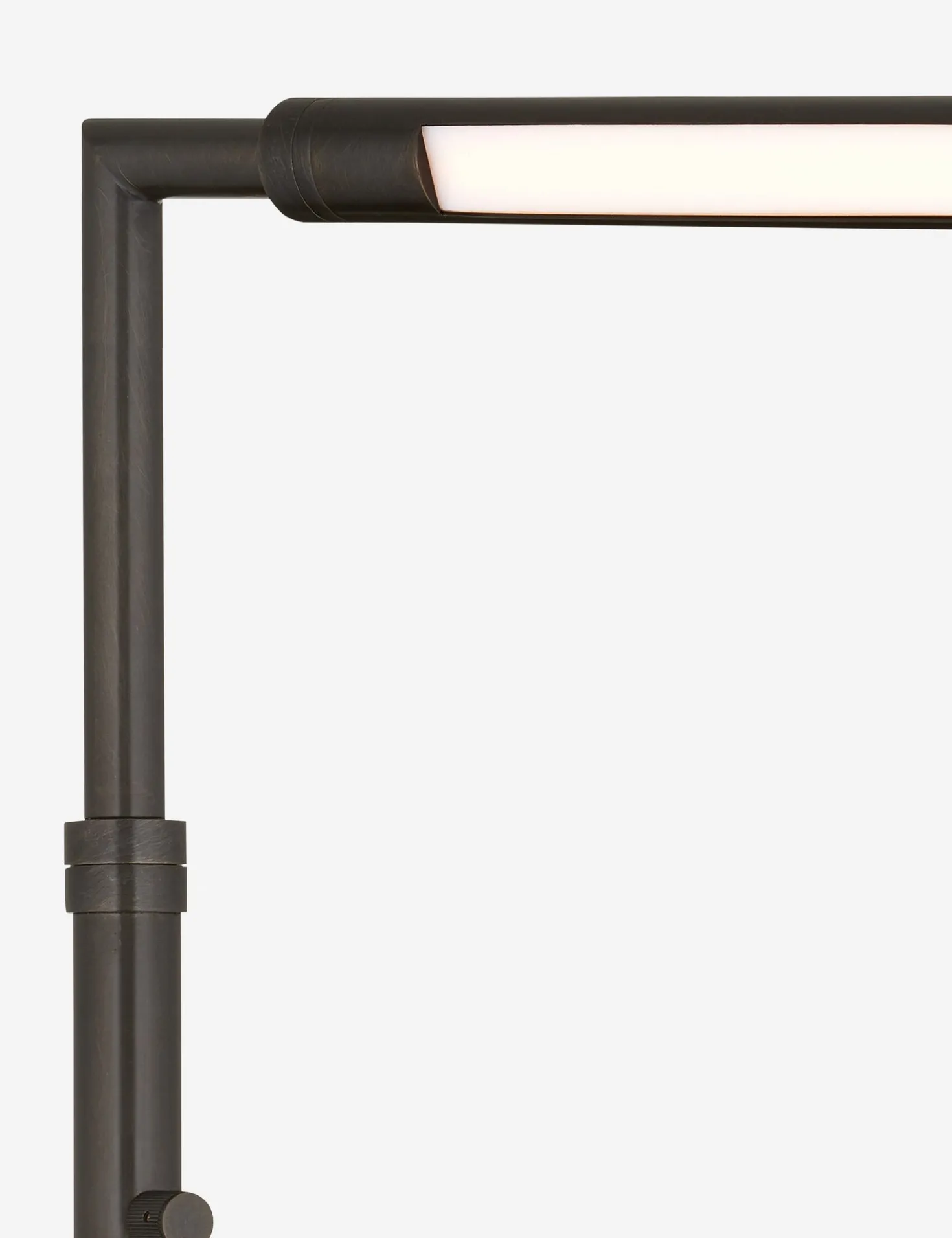 Stern Floor Lamp